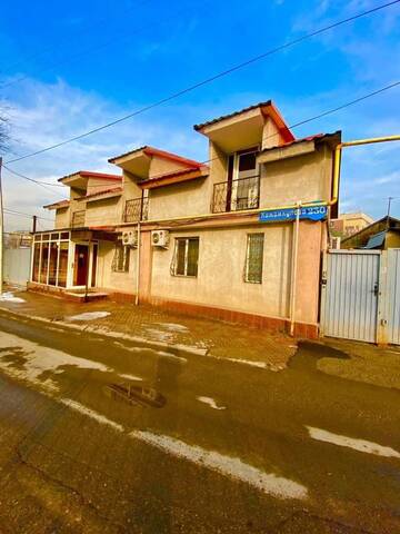 Фотографии Хостелы Esentai Hostel г. Алматы (Казахстан) №1 Фото Хостелы Esentai Hostel г. Алматы 1