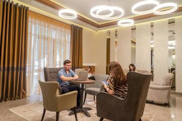Фотографии Отель Royal Plus Hotel г. Алматы (Казахстан) №1 Фото Отель Royal Plus Hotel г. Алматы 1