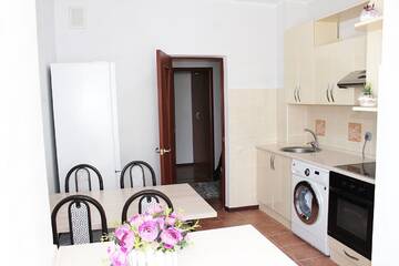 Фотографии Апартаменты Apartment on Samal 2-25 г. Алматы (Казахстан) №2 Фото Апартаменты Apartment on Samal 2-25 г. Алматы 2