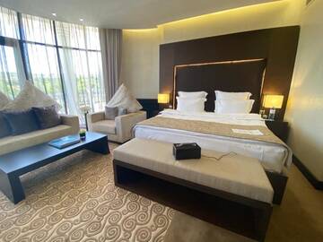 Фотографии Отель Donatello Boutique Hotel г. Алматы (Казахстан) №2 Фото Отель Donatello Boutique Hotel г. Алматы 2