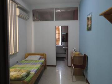 Фото номера Одноместный номер с собственной ванной комнатой Хостелы Amigo Hostel Almaty г. Алматы 4