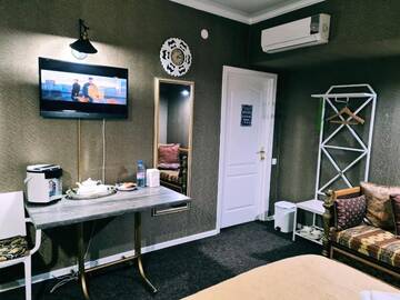 Фото номера Бюджетный двухместный номер с 1 кроватью Отель L.E.S. Hotel г. Алматы 13