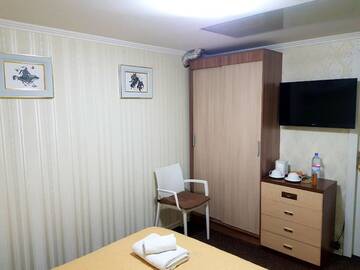 Фото номера Небольшой двухместный номер с 1 кроватью Отель L.E.S. Hotel г. Алматы 8