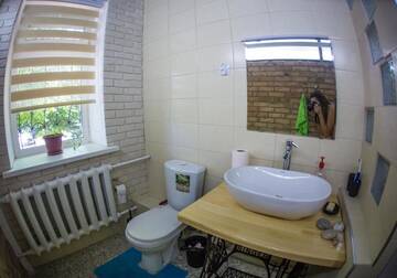 Фото номера Двухместный номер эконом-класса с 1 кроватью Хостелы Hostel Loco г. Алматы 21