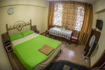 Фото номера Стандартный номер-студио Хостелы Hostel Loco г. Алматы 8