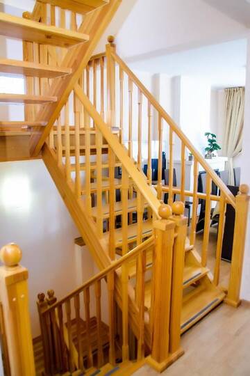 Фото номера Дом с 4 спальнями Дома для отпуска Shymbulak Resort House г. Алматы 16