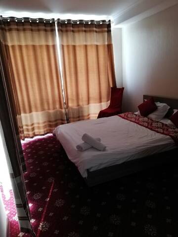 Фото номера Двухместный номер с 1 кроватью и видом на горы Отель DDHotel г. Алматы 2