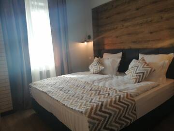 Фото номера Номер-студио Делюкс с кроватью размера &quot;king-size&quot; Отель Irbis Inn г. Алматы 4