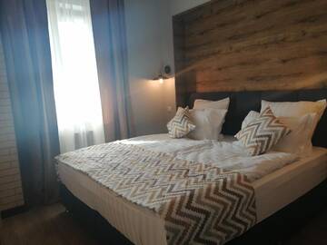 Фото номера Номер-студио Делюкс с кроватью размера &quot;king-size&quot; Отель Irbis Inn г. Алматы 12