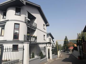 Фото Отель Irbis Inn г. Алматы 1