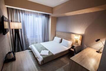Фото номера Одноместный номер эконом-класса Отель Renion Park Hotel г. Алматы 9
