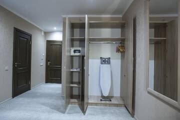 Фото номера Двухместный номер Делюкс с 1 кроватью Отель Renion Park Hotel г. Алматы 8