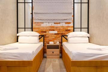 Фото номера Двухместный номер с 2 отдельными кроватями Хостелы My Hostel Almaty г. Алматы 4