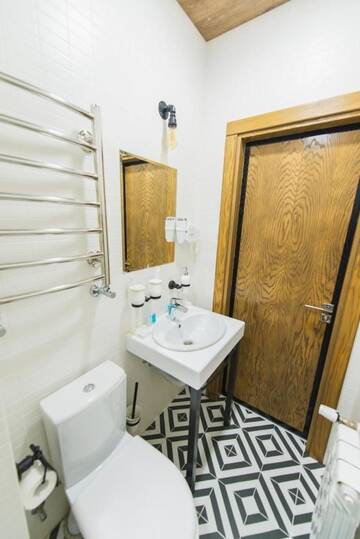 Фото номера Односпальная кровать в общем номере с 6 кроватями Хостелы My Hostel Almaty г. Алматы 2