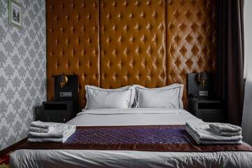 Фото номера Стандартный номер с кроватью размера &quot;king-size&quot; Отель Grand Opera Hotel г. Алматы 9