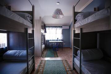 Фото номера Семейный номер с видом на горы Хостелы Mountain Road Hostel г. Алматы 4