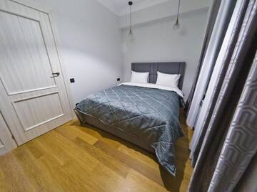 Фото номера Апартаменты с балконом Отель Opera Apartments г. Алматы 7