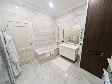 Фото номера Апартаменты с 2 спальнями Отель Opera Apartments г. Алматы 4