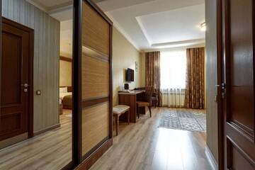 Фото номера Семейный номер Отель Sacvoyage Hotel г. Алматы 5