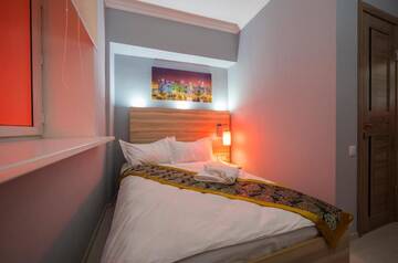 Фото номера Улучшенный одноместный номер Мини-отель ASIA Hotel г. Алматы 6