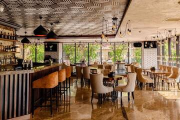 Фото номера Стандартный номер с кроватью размера &quot;king-size&quot; Отель Shera Inn Hotel г. Алматы 25
