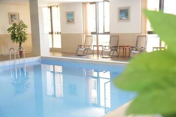 Фото номера Стандартный номер с кроватью размера &quot;king-size&quot; Отель Shera Inn Hotel г. Алматы 32