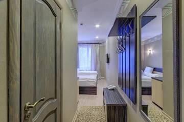 Фото номера Двухместный номер с 2 отдельными кроватями Отель Resident Hotel Almaty г. Алматы 8