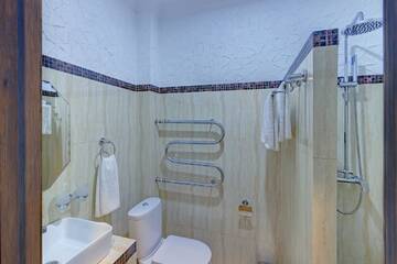 Фото номера Двухместный номер с 2 отдельными кроватями Отель Resident Hotel Almaty г. Алматы 5