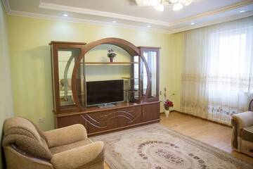 Фото Апартаменты AHome 03 at Balzak 8D г. Алматы 4