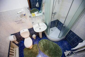 Фото номера Двухместный номер с 2 отдельными кроватями Отель Hotel Saya г. Алматы 11