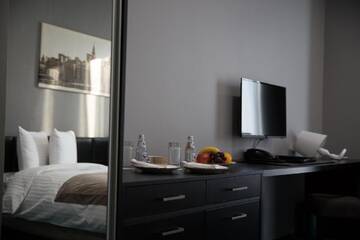 Фото номера Стандартный двухместный номер с 1 кроватью Отель Maqan Hotel Almaty г. Алматы 6