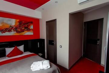 Фото номера Улучшенный одноместный номер Отель Mildom Premium Hotel г. Алматы 12