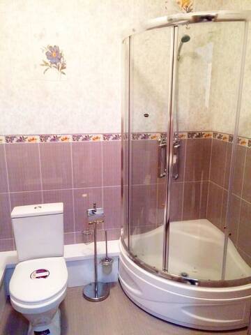Фото номера Апартаменты с 1 спальней Апартаменты AHome 01 on Balzak street г. Алматы 10