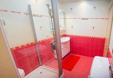 Фото номера Апартаменты с 1 спальней Апартаменты AHome 82 on Husainov street г. Алматы 17