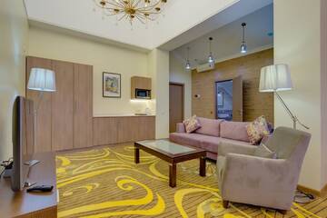 Фото номера Люкс с 1 спальней Отель Beis Spa Hotel Resort г. Алматы 16