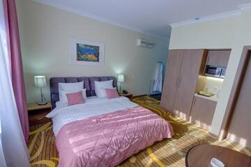 Фото номера Стандартный двухместный номер с 1 кроватью Отель Beis Spa Hotel Resort г. Алматы 22