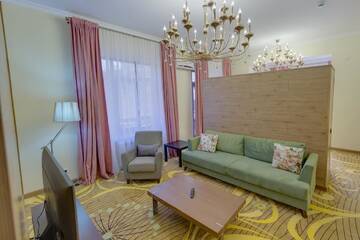 Фото номера Люкс с 1 спальней Отель Beis Spa Hotel Resort г. Алматы 11
