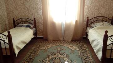 Фото номера Просторный двухместный номер с 2 отдельными кроватями Хостелы Hostel Viator г. Алматы 4