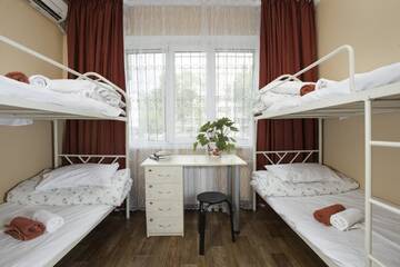 Фото номера Кровать в общем номере для мужчин Хостелы FM Hostel Almaty г. Алматы 4