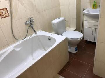 Фото номера Апартаменты с 1 спальней Апартаменты Арбат. Люкс. Метро. г. Алматы 13