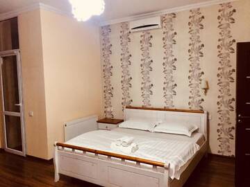 Фото номера Апартаменты с 2 спальнями Апартаменты QonaQ Apartments 60 г. Алматы 21