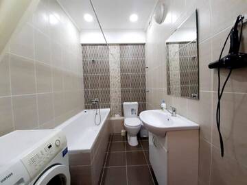 Фото номера Апартаменты с 1 спальней Апартаменты Apartment on Zharokov 235 г. Алматы 18