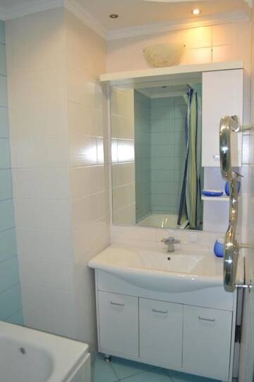 Фото номера Апартаменты с 1 спальней Апартаменты Ahome 05 on Balzak street г. Алматы 26