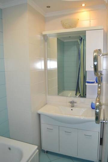 Фото номера Апартаменты с 1 спальней Апартаменты Ahome 05 on Balzak street г. Алматы 9