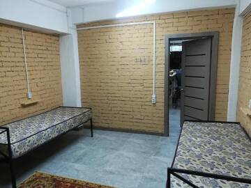 Фото номера Просторный двухместный номер с 2 отдельными кроватями Хостелы Family hostel г. Алматы 2