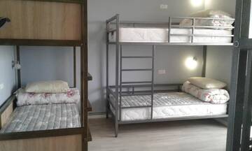 Фото номера Общий шестиместный номер для мужчин и женщин Хостелы Hostel - Guest House Meyman г. Алматы 5