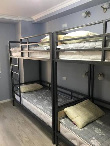 Фото номера Классический четырехместный номер Хостелы Hostel - Guest House Meyman г. Алматы 4