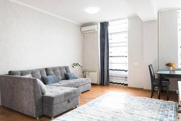 Фото номера Апартаменты с 1 спальней Апартаменты Comfortable apartment in the golden square. г. Алматы 45