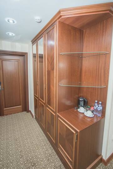 Фото номера Стандартный двухместный номер с 1 кроватью Отель Plaza Hotel Almaty г. Алматы 5