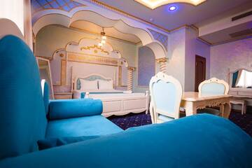 Фото номера Суперлюкс Отель Salut Hotel Almaty г. Алматы 4
